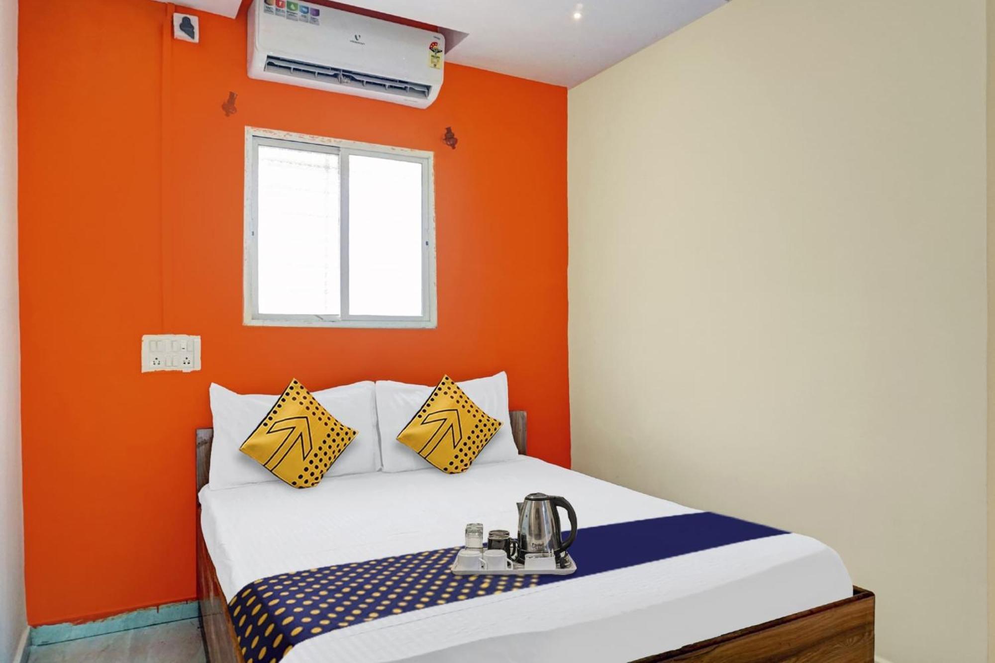 Hotel O Manav Shree Lodge Phursungi Exterior foto