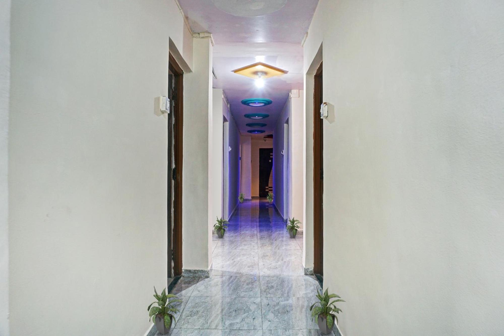 Hotel O Manav Shree Lodge Phursungi Exterior foto